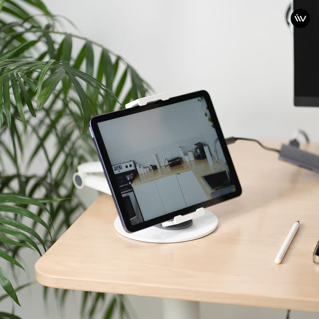 ที่วางไอแพดสำหรับตกแต่งโต๊ะทำงาน Work From Home สไตล์มินิมอล